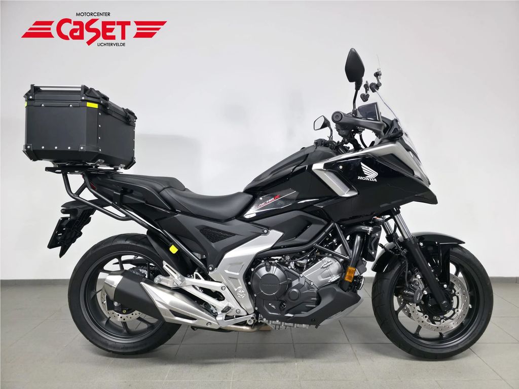  NC 750 XA