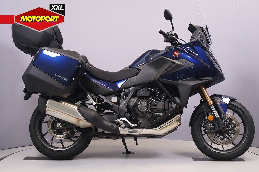  NT 1100 DCT