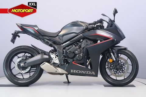  CBR 650 R E-CLUTCH 35KW