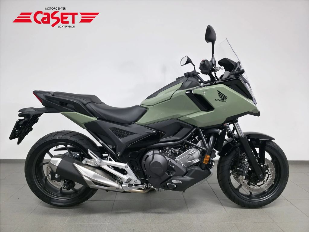  NC 750 DCT