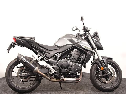  CB 750 Hornet