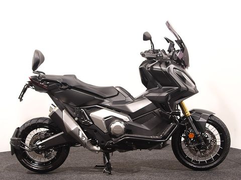  X-ADV 750