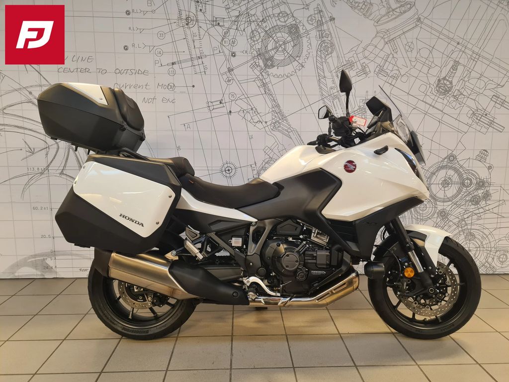  NT 1100 DCT