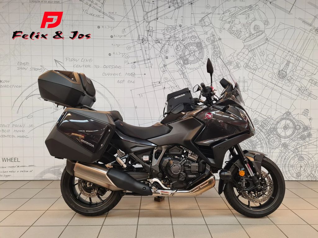 NT 1100 DCT