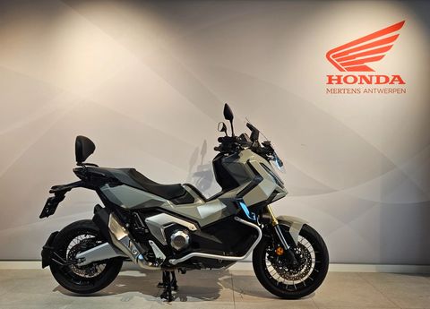  X-ADV 750