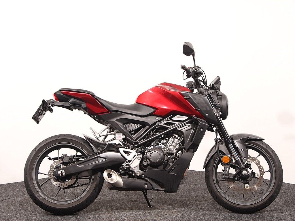 CB 125 R